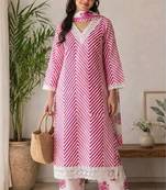Rani-pink printed rayon cotton suit set with lace work