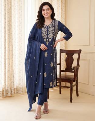 Teal embroidered pure cotton kurta trouser dupatta set 2