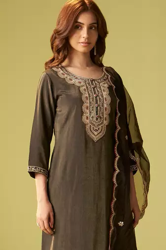 Green embroidered liva kurta trouser dupatta set