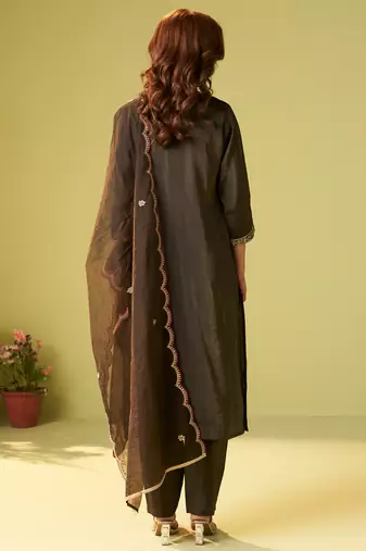 Green embroidered liva kurta trouser dupatta set