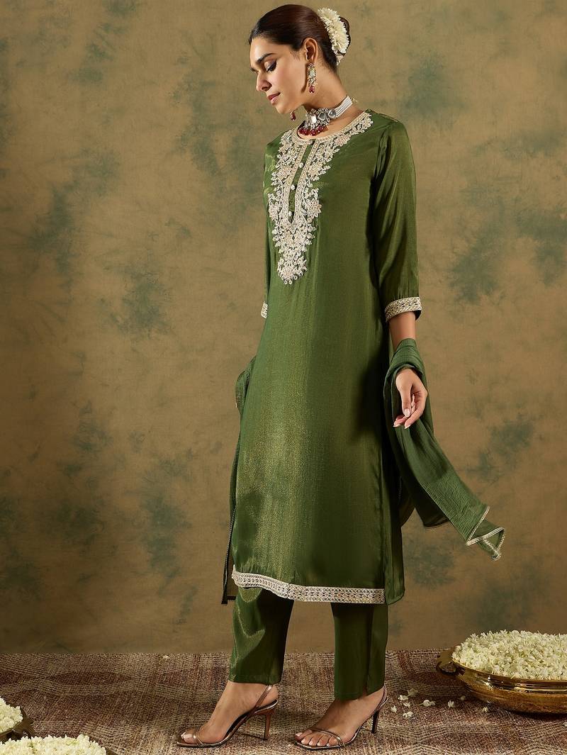 Green embroidered silk blend kurta trouser dupatta set