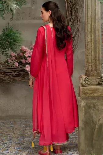 Pink embroidered silk blend kurta trouser dupatta set
