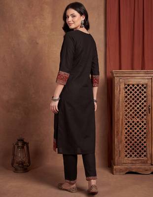 Black printed pure cotton kurta trouser dupatta set 3