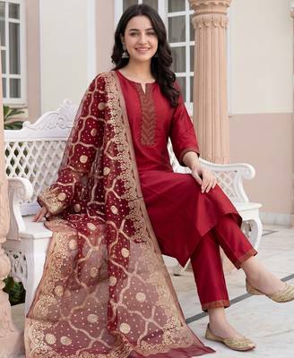 Red yoke design silk blend kurta trouser dupatta set 2