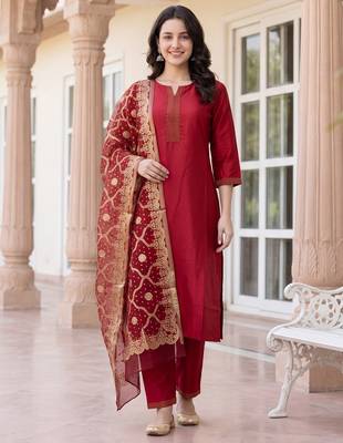 Red yoke design silk blend kurta trouser dupatta set 1