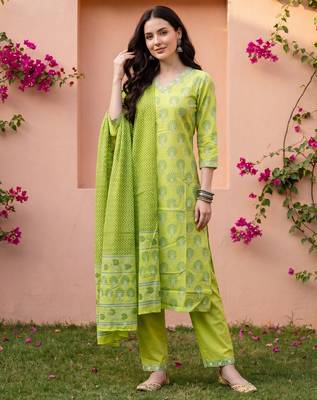 Green printed pure cotton kurta trouser dupatta set 2