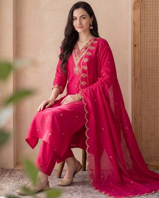 Pink embroidered silk blend kurta trouser dupatta set 2