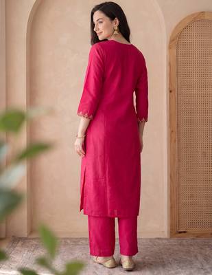 Pink embroidered silk blend kurta trouser dupatta set 3