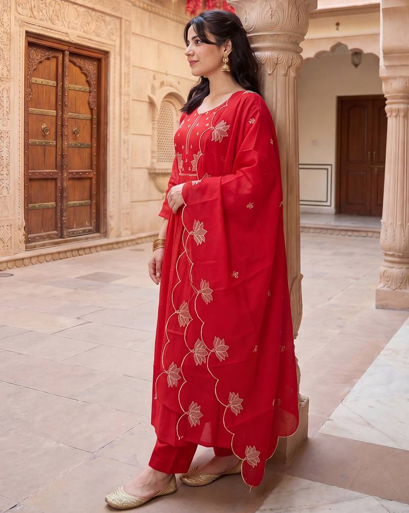 Red embroidered silk blend kurta trouser dupatta set