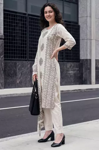 Off white printed pure cotton kurta trouser dupatta set