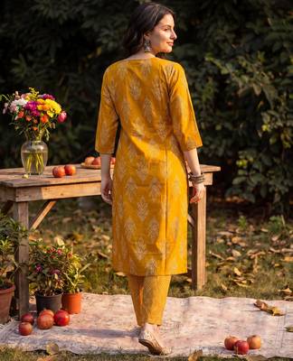 Mustard printed linen kurta trouser dupatta set 3