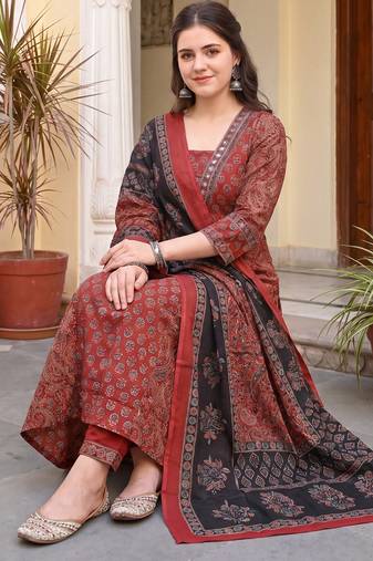 Maroon printed pure cotton kurta trouser dupatta set