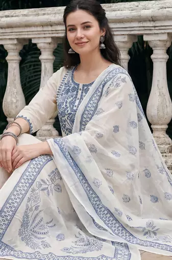 Off white embroidered pure cotton kurta trouser dupatta set