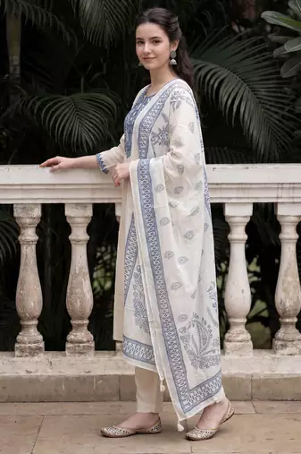 Off white embroidered pure cotton kurta trouser dupatta set