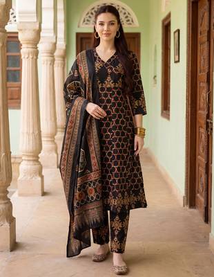 Black printed pure cotton kurta trouser dupatta set 2