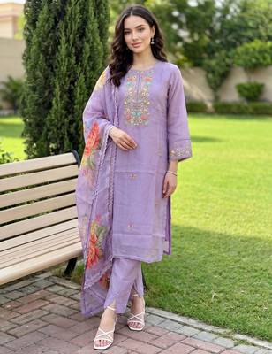 Lavender embroidered silk blend kurta trouser dupatta set 2