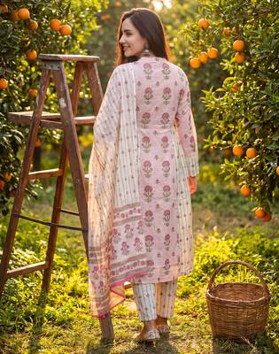 Pink printed pure cotton kurta trouser dupatta set 2