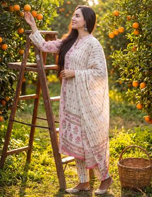 Pink printed pure cotton kurta trouser dupatta set 3