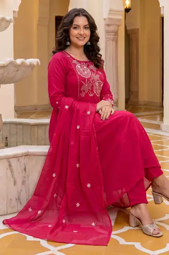 Pink embroidered pure cotton kurta trouser dupatta set
