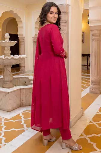 Pink embroidered pure cotton kurta trouser dupatta set