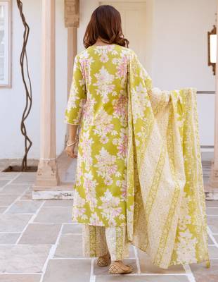 Green printed pure cotton kurta trouser dupatta set 3