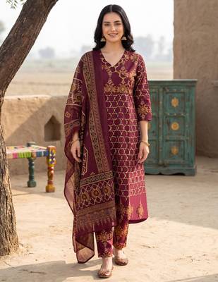 Burgundy printed pure cotton kurta trouser dupatta set 2