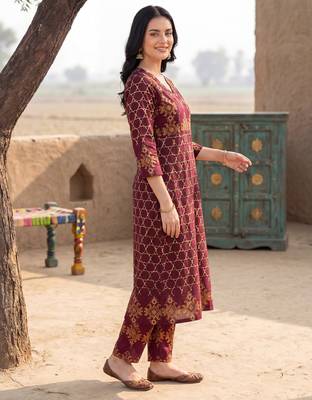 Burgundy printed pure cotton kurta trouser dupatta set 4