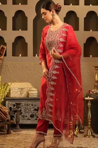 Red embroidered liva kurta trouser dupatta set