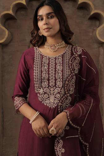 Burgundy embroidered liva kurta trouser dupatta set