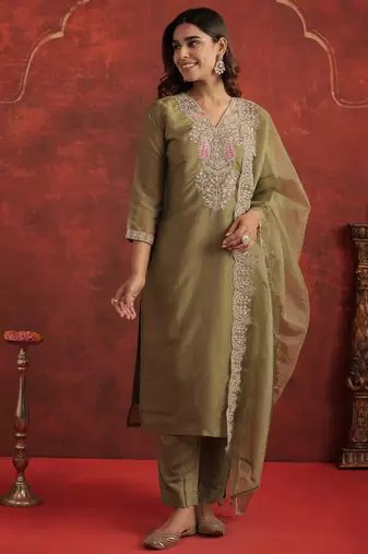 Green embroidered silk blend kurta trouser dupatta set