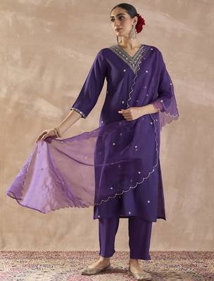 Purple embroidered silk blend kurta trouser dupatta set 1