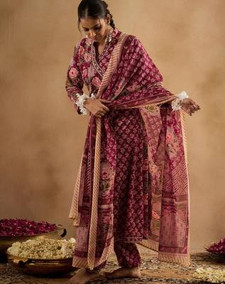 Burgundy printed pure cotton kurta trouser dupatta set 3