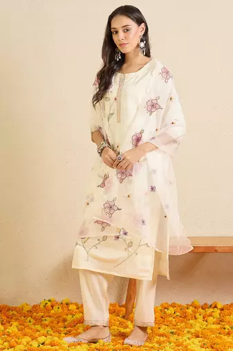 Off white embroidered silk blend kurta trouser dupatta set