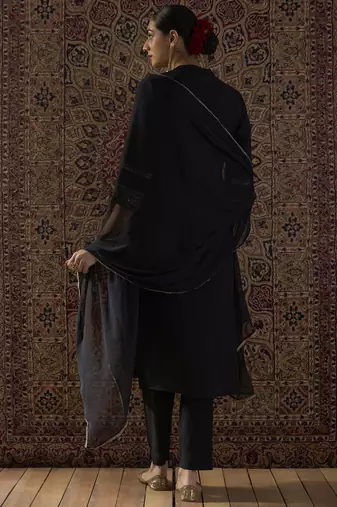 Black embroidered silk blend kurta trouser dupatta set