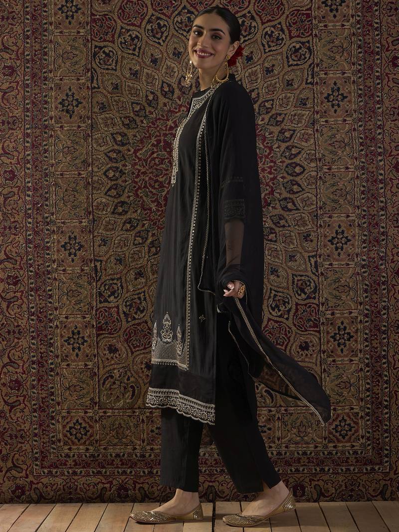 Black embroidered silk blend kurta trouser dupatta set