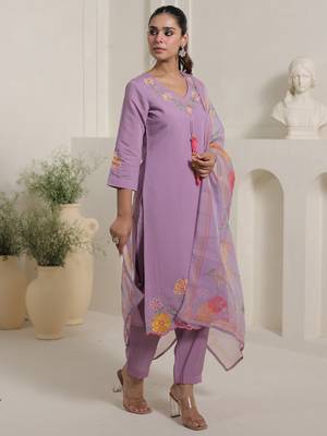 Lavender embroidered silk blend kurta trouser dupatta set 1