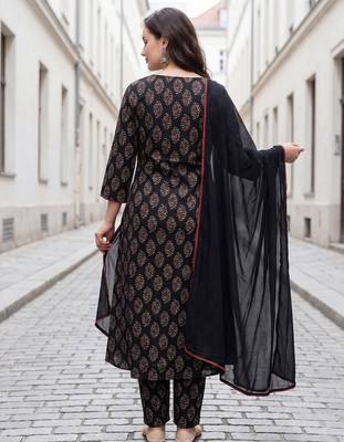 Black printed pure cotton kurta trouser dupatta set 3