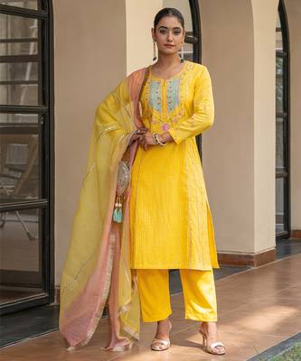 Yellow a line embroidered kurta with pant and ombre dupatta 4