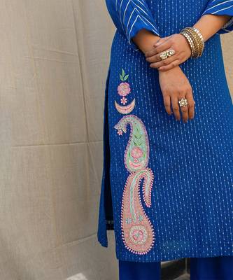 Royal blue embroidered kurta with pant and dupatta 2