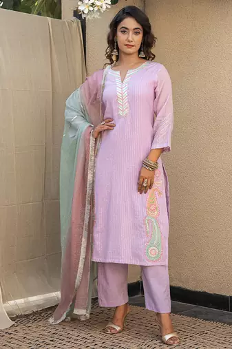 Lilac embroidered kurta with pant and dupatta