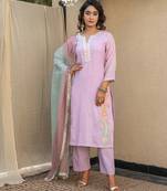 Lilac embroidered kurta with pant and dupatta