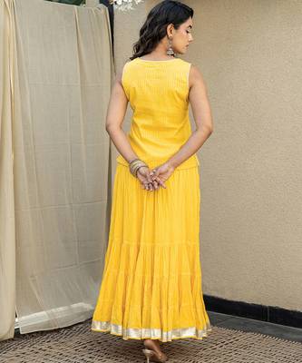 Yellow embroidered top with crinkled voille skirt set 4