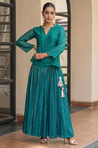 Green chanderi embroidered top and skirt set