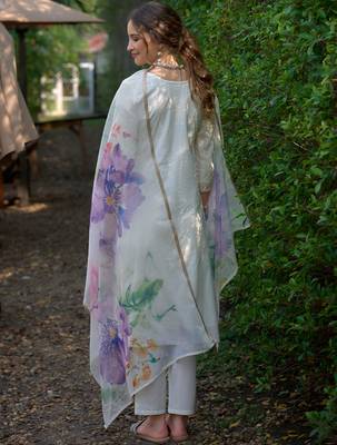Off white embroidered pure cotton kurta trouser dupatta set 2