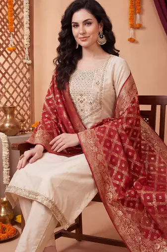 Off white embroidered silk blend kurta trouser dupatta set