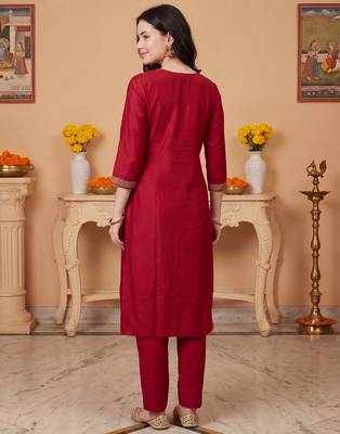 Maroon embroidered silk blend kurta trouser dupatta set 2