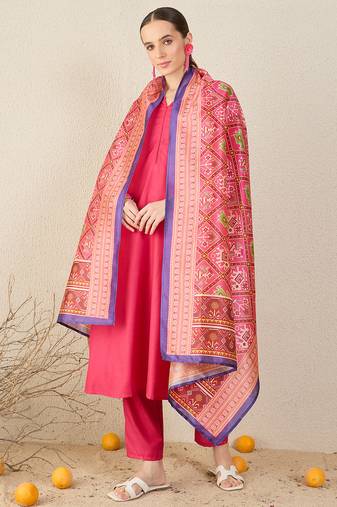 Pink solid cotton blend kurta trouser dupatta set