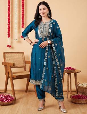 Teal embroidered chinon kurta trouser dupatta set 4