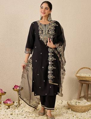 Black embroidered liva kurta trouser dupatta set 2