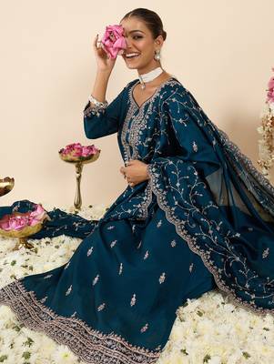 Teal embroidered silk blend kurta trouser dupatta set 1